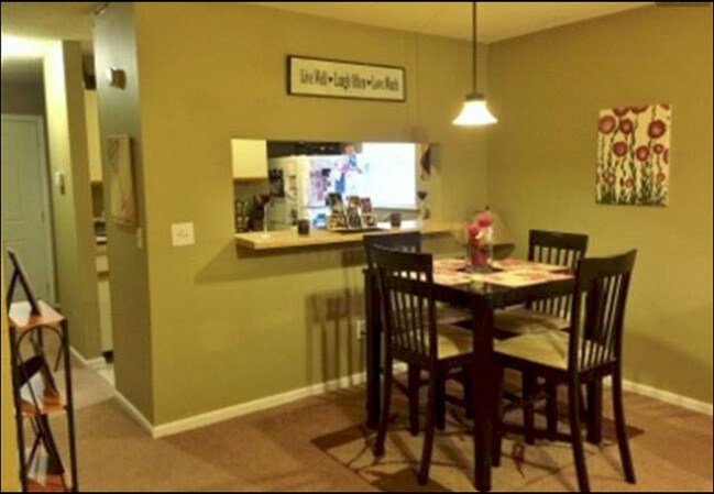 Building Photo - 123 Country Town Dr