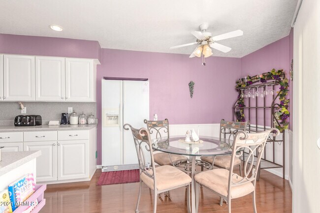Foto del edificio - 10506 W Hutton Dr