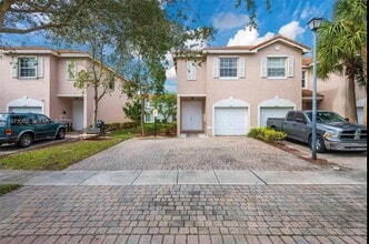 Building Photo - 6361 Landings Terrace