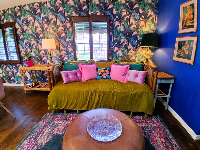 Foto del edificio - 451 Woodland Dr