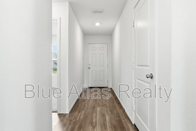 Building Photo - 510 Olmstead Dr