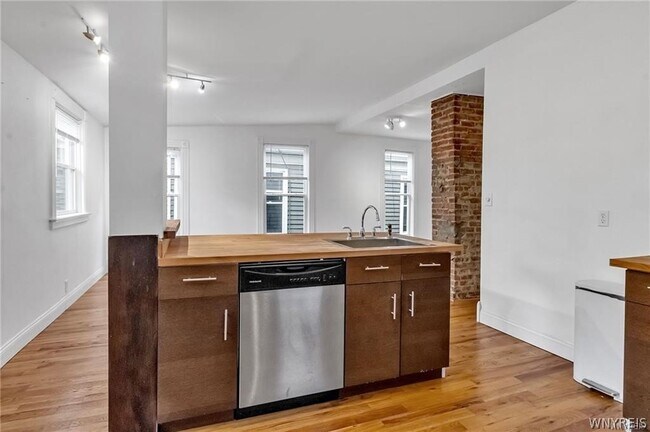 Foto del edificio - 575 Auburn Ave