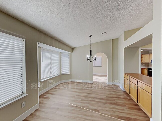 Building Photo - 1730 Monterey Sunrise Dr