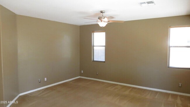 Foto del edificio - 16849 N 172nd Ave