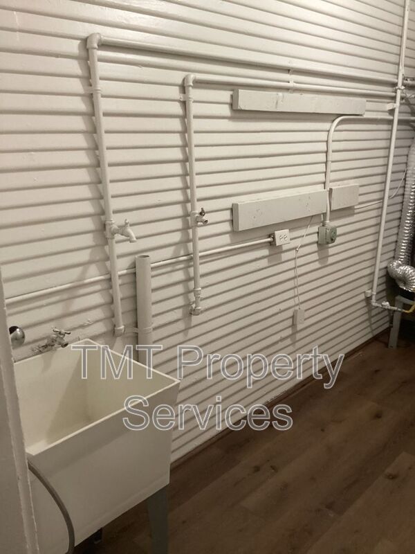 Foto del edificio - 202 W Oak St