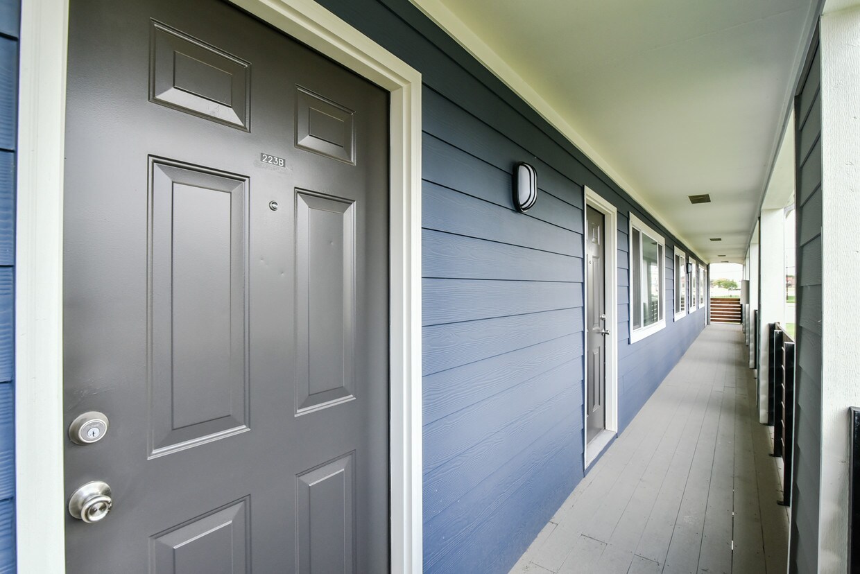 Waverly at Wolf Creek Apartments Dallas, TX