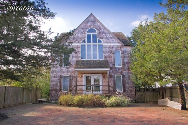 Building Photo - 61 Shore Rd