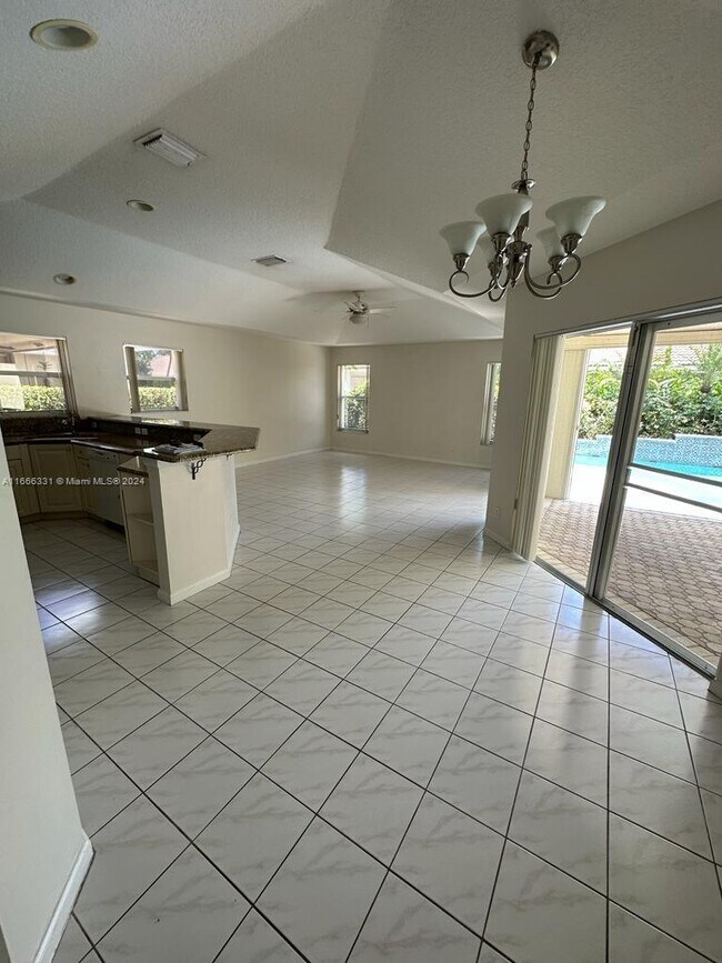 Foto del edificio - 6334 NW 43rd Terrace