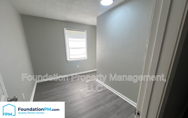 Building Photo - 520 Harahan Rd