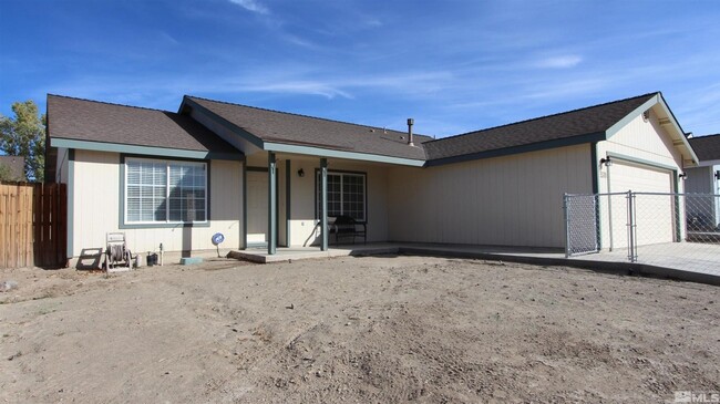 Foto del edificio - Charming 3BR House in Fernley