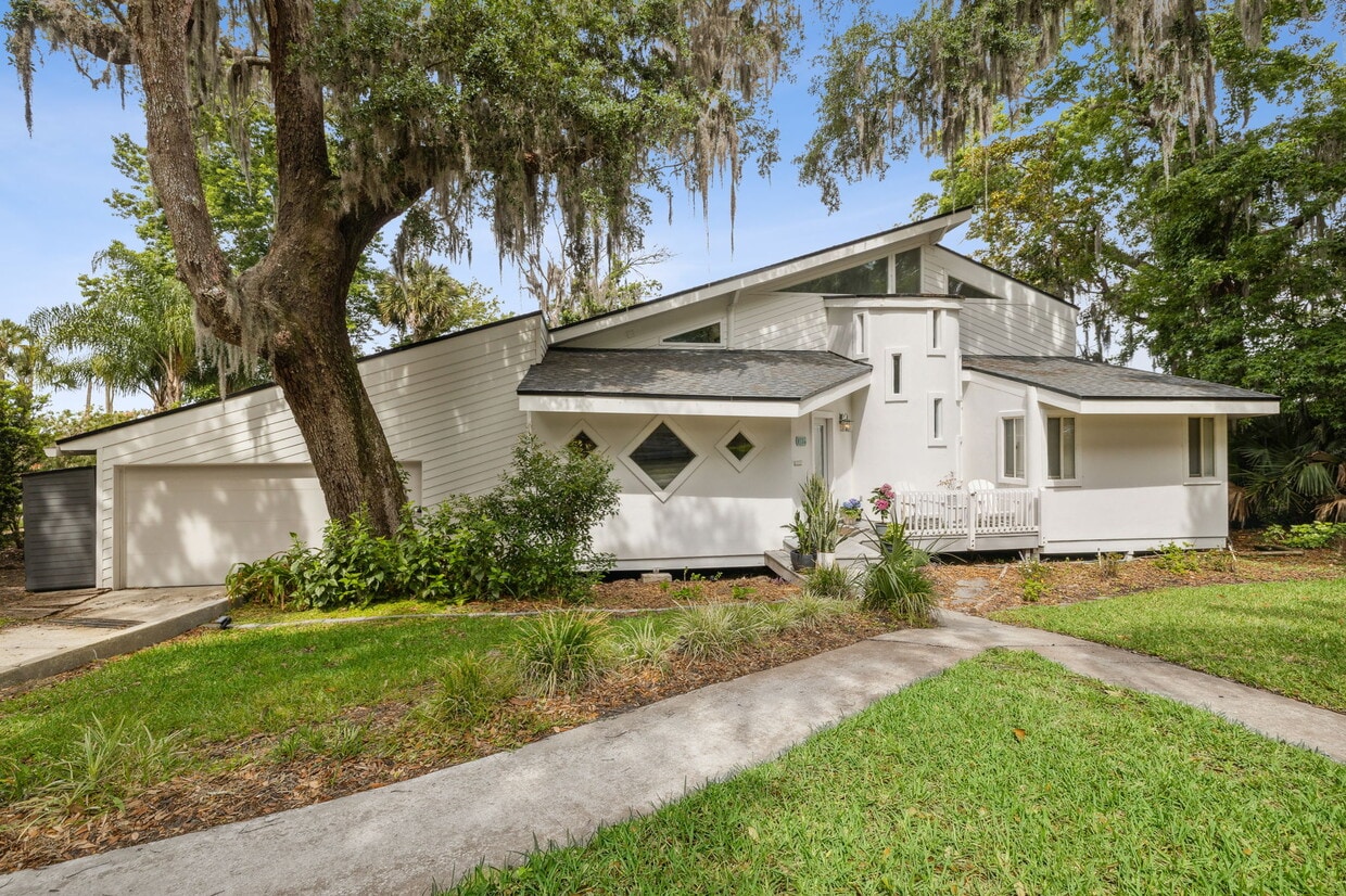 Foto principal - 4106 Leeward Pt
