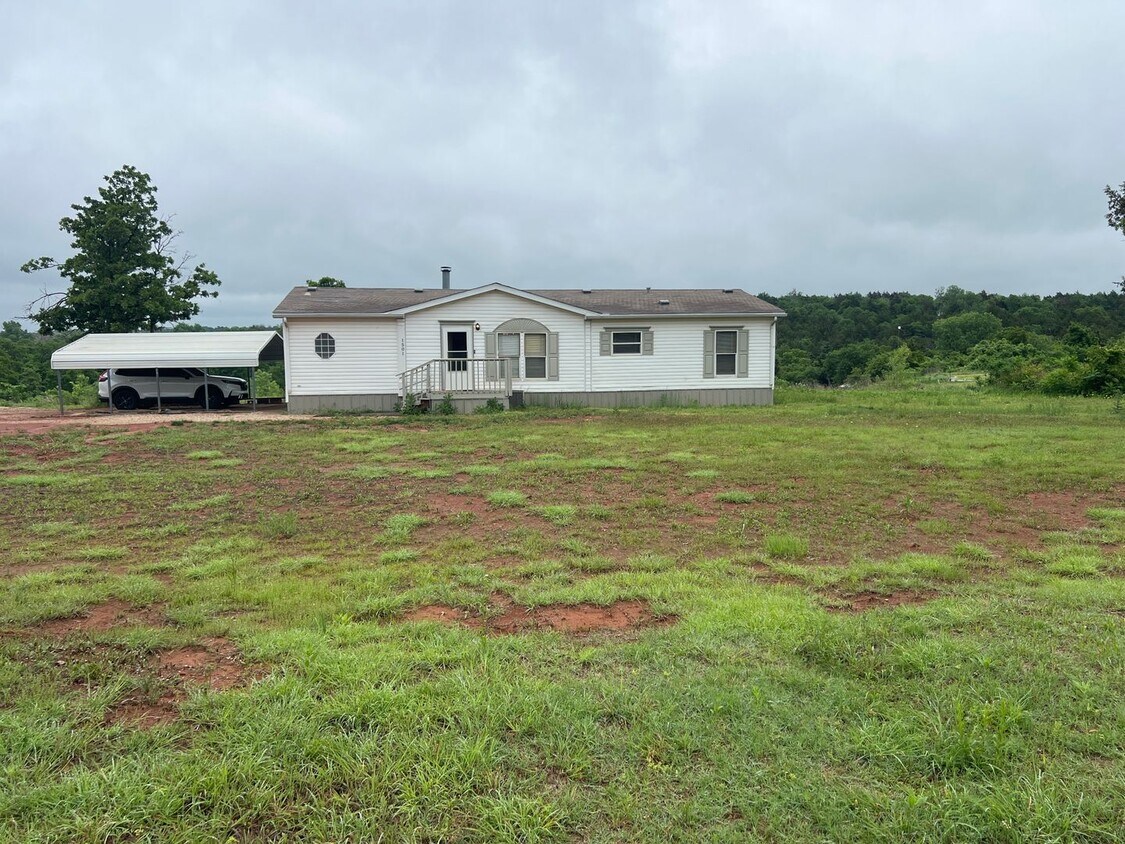 Primary Photo - Welcome Home! Move In Special!