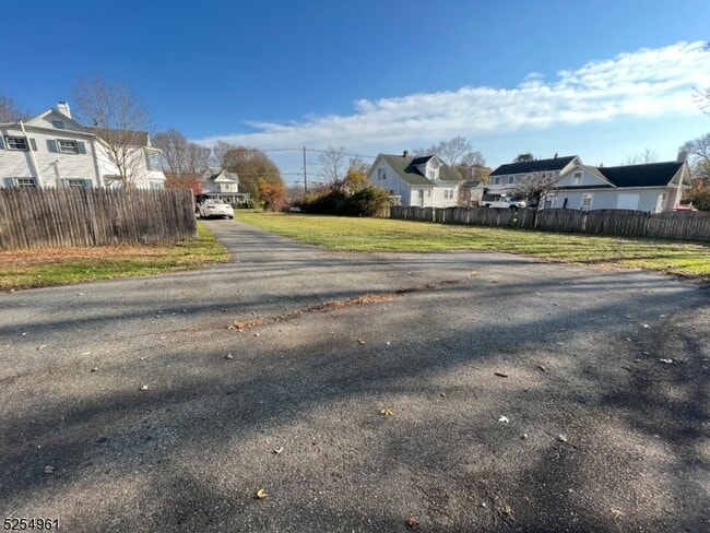 Building Photo - 130 Kenvil Ave