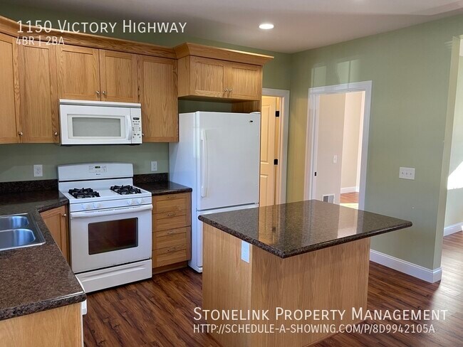 Building Photo - 1150 Victory Highway