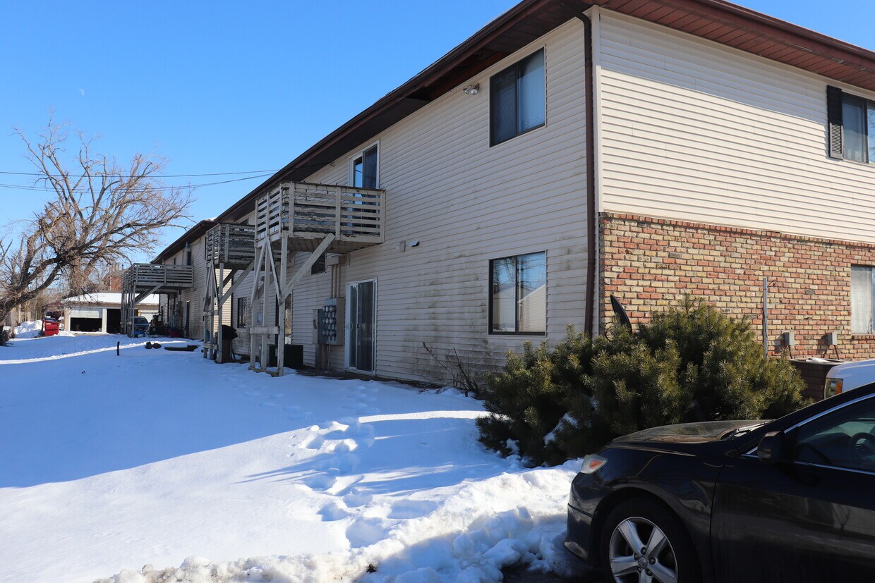 900 Grand Ave, Marion, IA 52302 Apartments Marion, IA