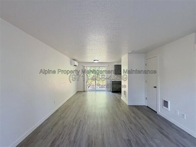 Foto del edificio - 13556 Jason Lee Dr