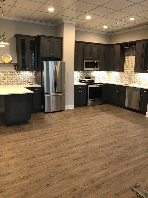 Kitchen - 203 Broad St