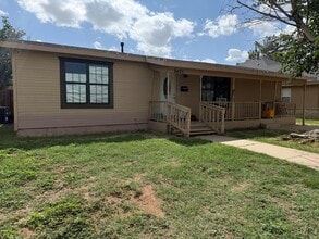 Building Photo - 5405 McKnight Dr