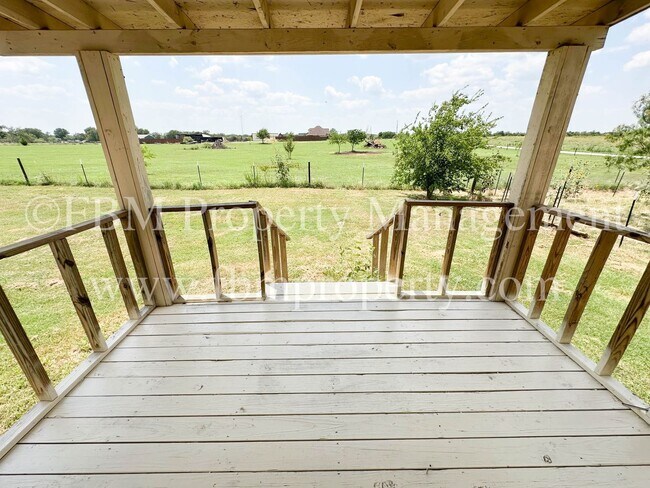 Building Photo - 241 W Harris Rd