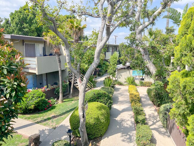 Courtyard - Malden Apartments