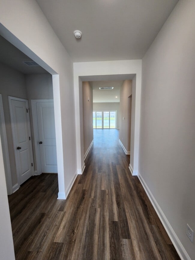 Photo - 109 Calhoun Fls Dr House