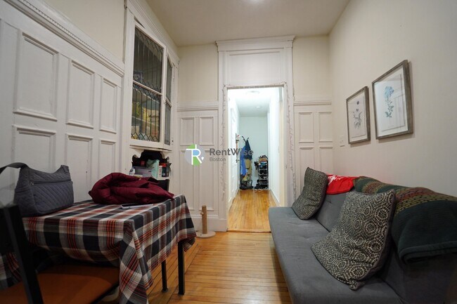 Foto del edificio - 1322 Commonwealth Ave