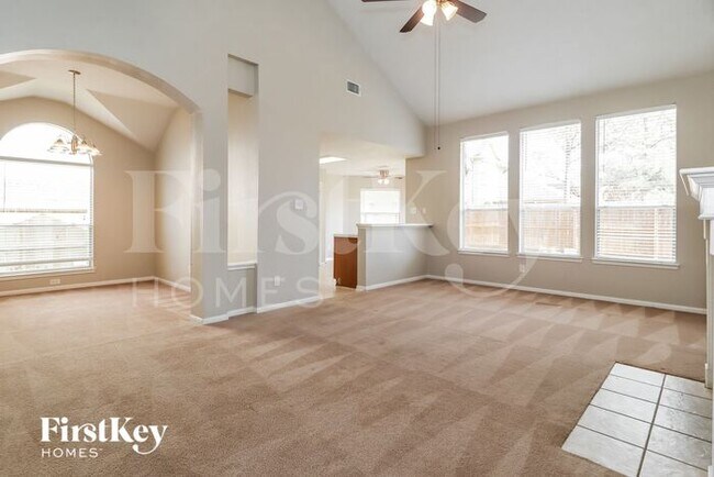 Building Photo - 3115 Glencullen Ln