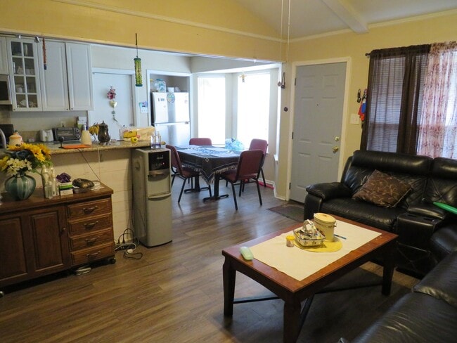 Foto del edificio - 4815 Sorrento