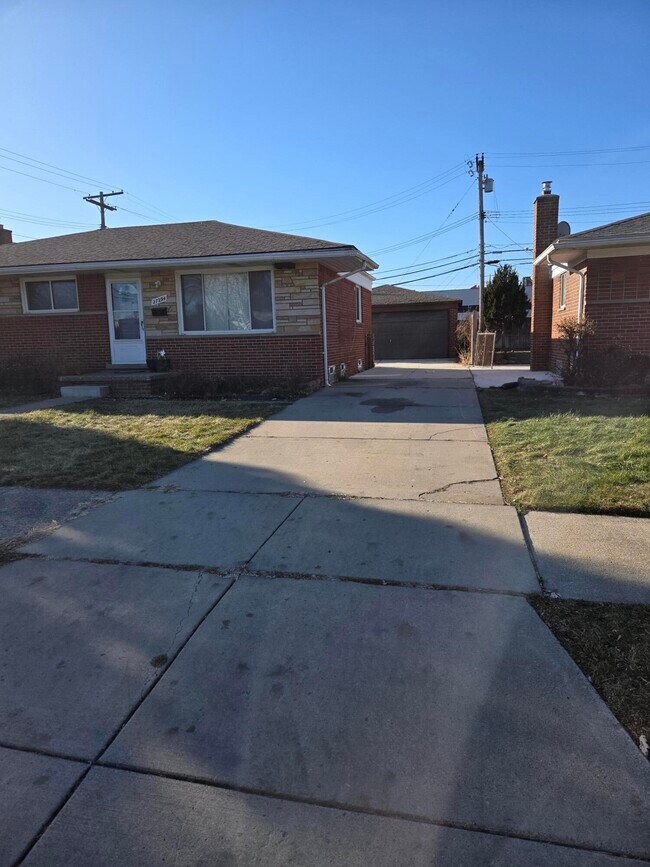 Foto del edificio - 27294 W Pleasant Ridge Dr