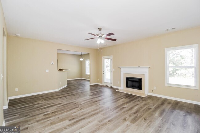 Building Photo - 186 Dynasty Ln