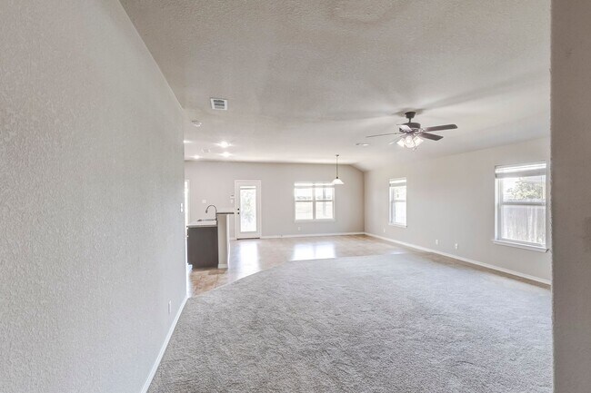 Building Photo - 6302 Castle Gap Dr