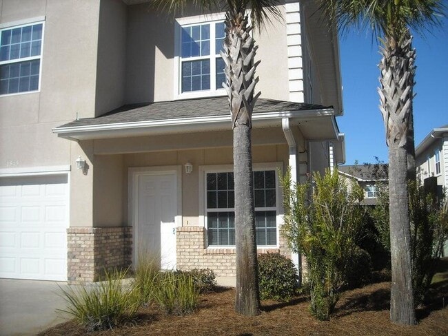 Building Photo - 1545 Bentley Cir