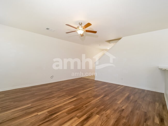 Foto del edificio - 20213 Grover Cleveland Way