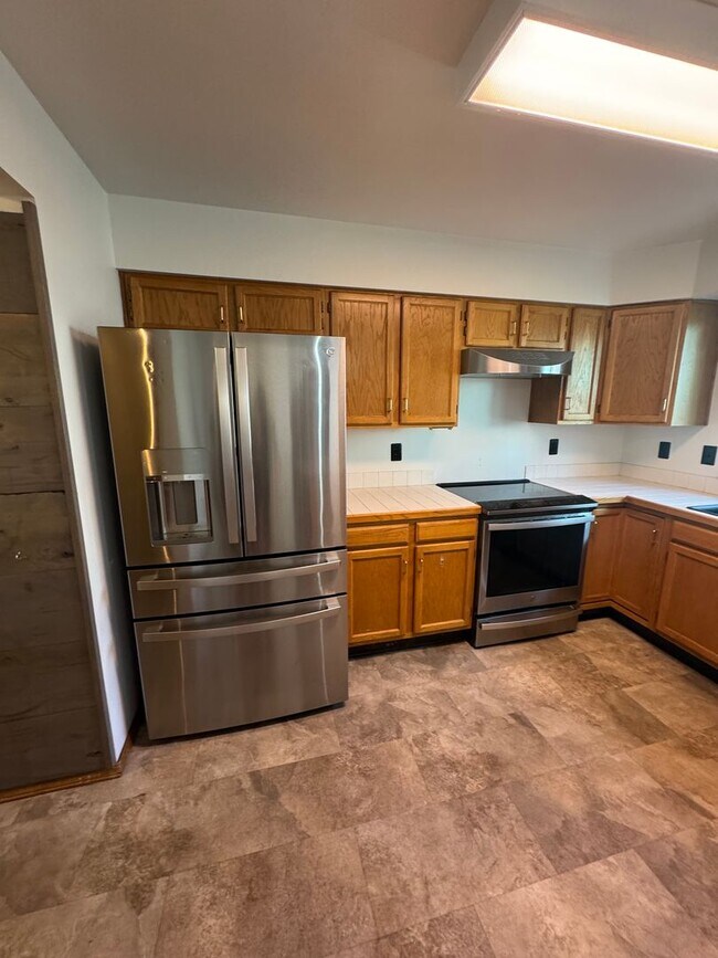 Foto del edificio - 4 Bed 4 Bath in Briargate $2695 Pet Friendly