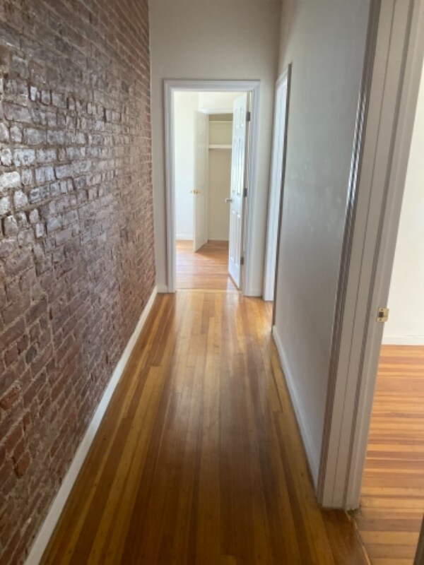 Foto del edificio - 85 Bruce Ave