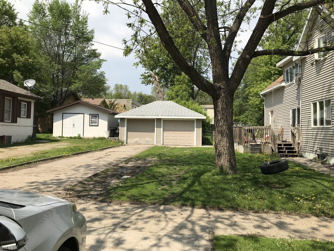 Foto principal - 2 br, 1 bath House - 210 E Avenue B