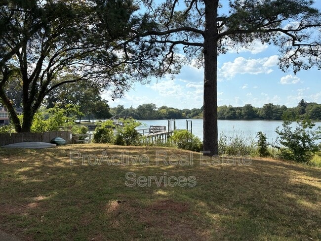 Photo - 3015 Luxembourg St Apartment