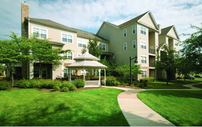 Building Photo - Elme Dulles