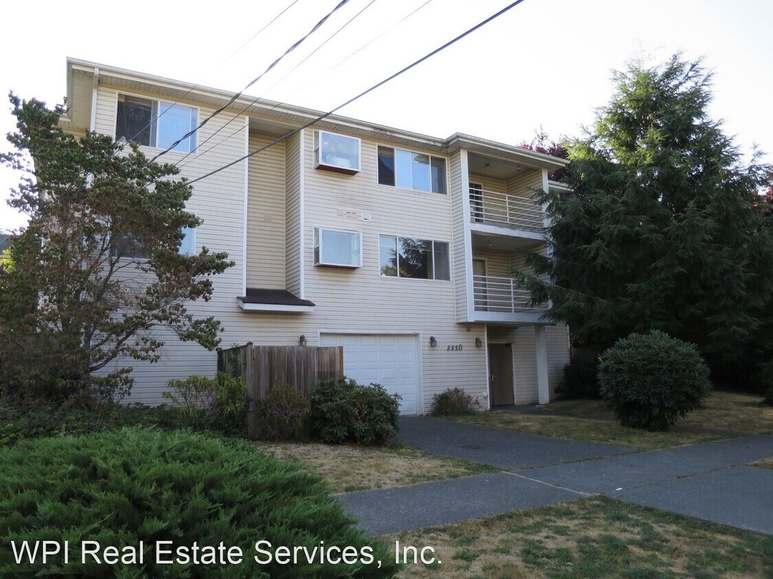 Foto principal - 2 br, 2 bath Apartment - 8820 Stone Ave N