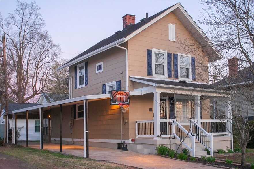 Foto principal - 909 Clarke St