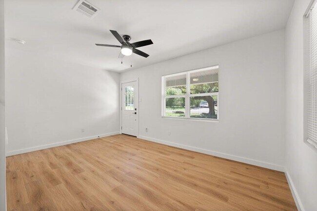 Foto del edificio - Chaparral Cottage N/M
