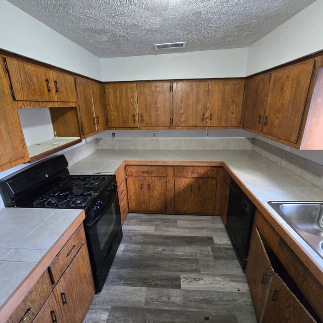 Foto del edificio - 3521 Lindberg St