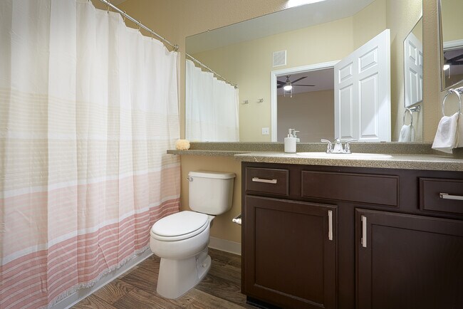 Foto del edificio - Skyecrest