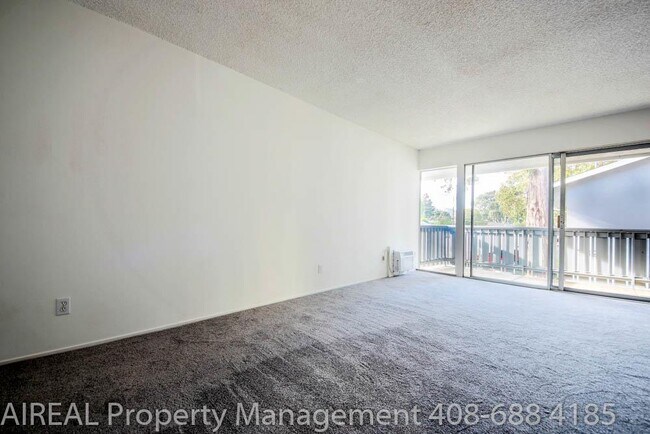 Building Photo - 7323 Starward Dr