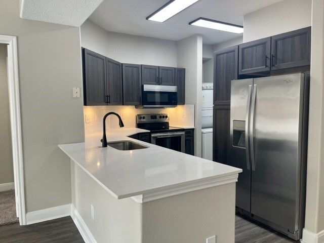 One Month Free – More Comfort, Less Cost - One Month Free – More Comfort, Less Cost Apartment