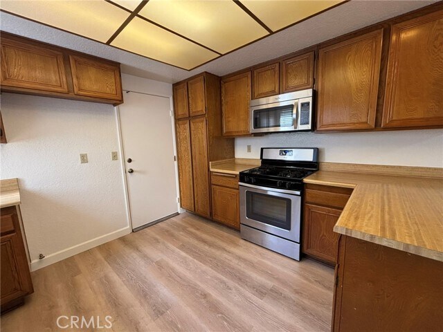 Foto del edificio - 12168 Mt Vernon Ave
