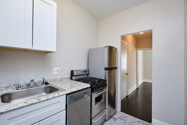 Foto del edificio - 1522 Isherwood St NE