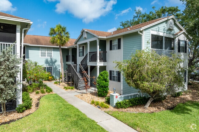 Building Photo - Providence at Palm Harbor