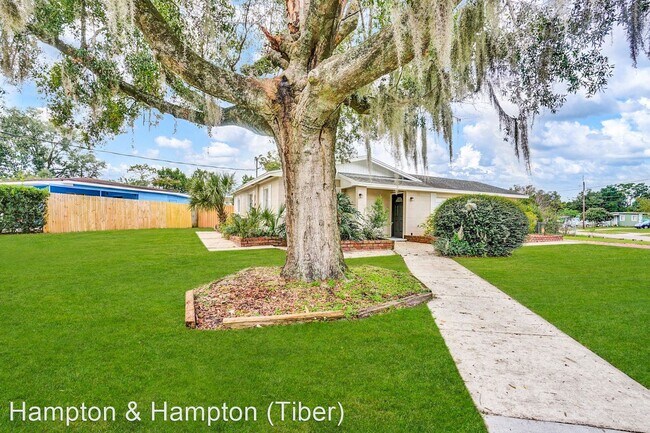 Foto del edificio - 3 br, 2 bath House - 5600 ARUNDEL DRIVE