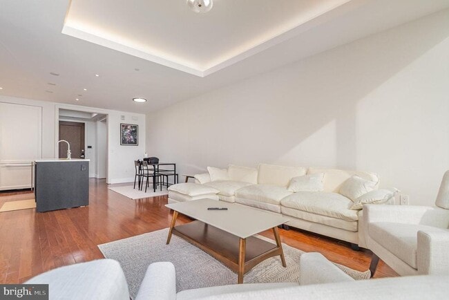 Building Photo - 300 International Drive